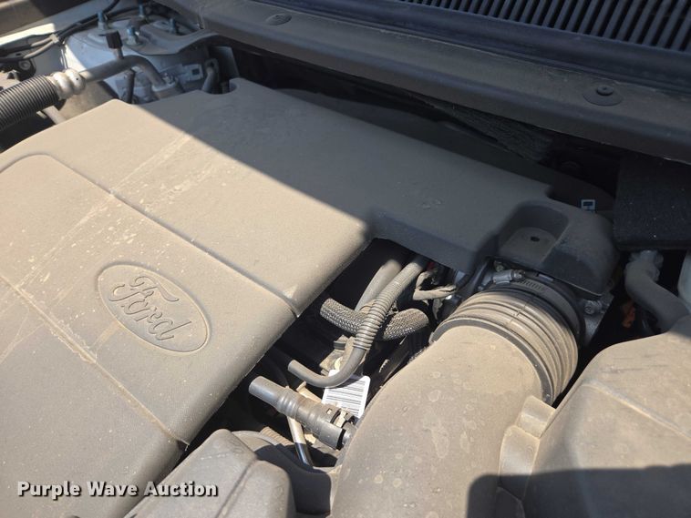 image for item FB9420 2016 Ford Explorer XLT SUV