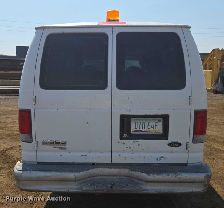 image for item FB9421 2006 Ford E350 van