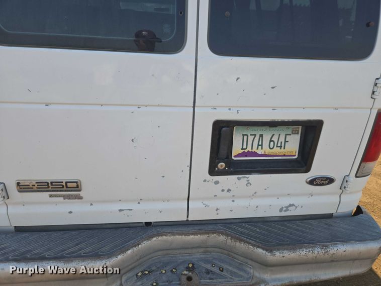 image for item FB9421 2006 Ford E350 van