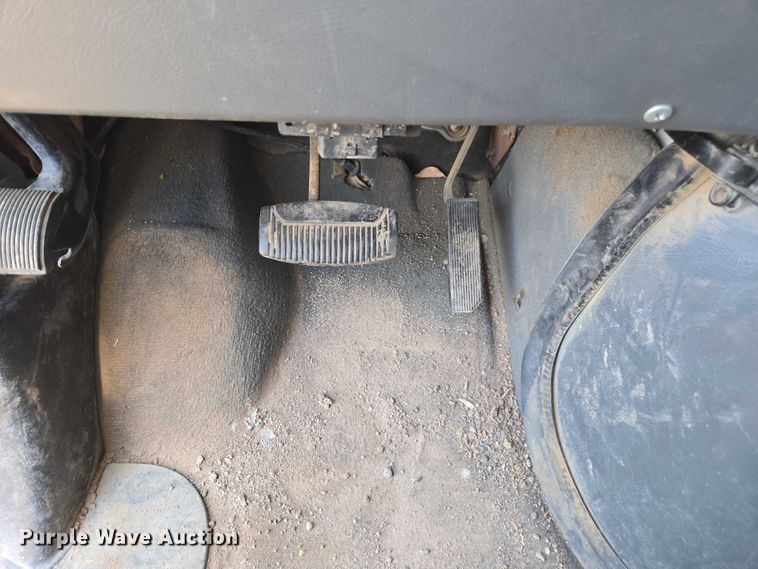 image for item FB9421 2006 Ford E350 van