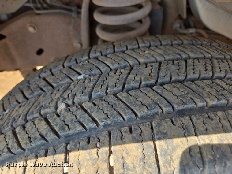 image for item FB9421 2006 Ford E350 van