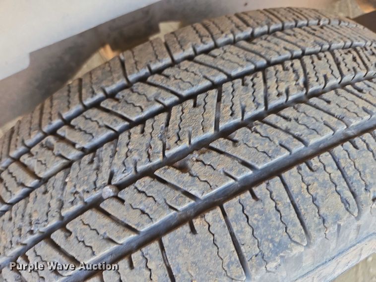 image for item FB9421 2006 Ford E350 van