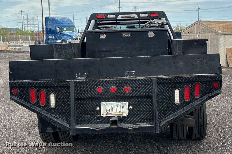 image for item FB9438 2014 Ford F550 Super Duty Crew Cab flatbed truck