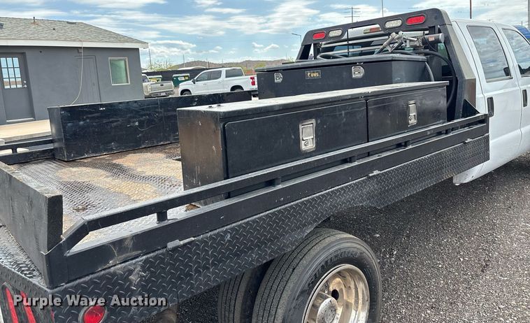 image for item FB9438 2014 Ford F550 Super Duty Crew Cab flatbed truck