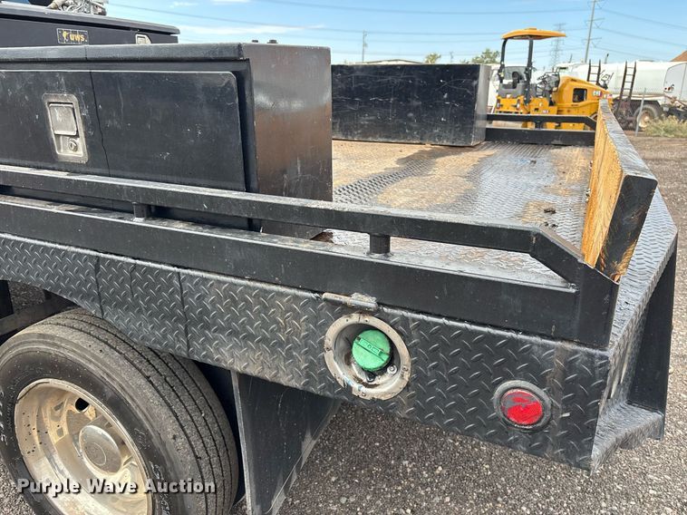 image for item FB9438 2014 Ford F550 Super Duty Crew Cab flatbed truck