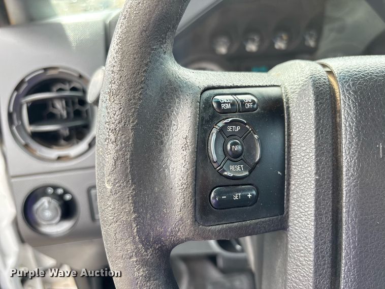 image for item FB9438 2014 Ford F550 Super Duty Crew Cab flatbed truck