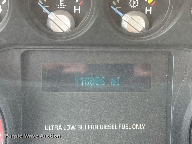 image for item FB9438 2014 Ford F550 Super Duty Crew Cab flatbed truck