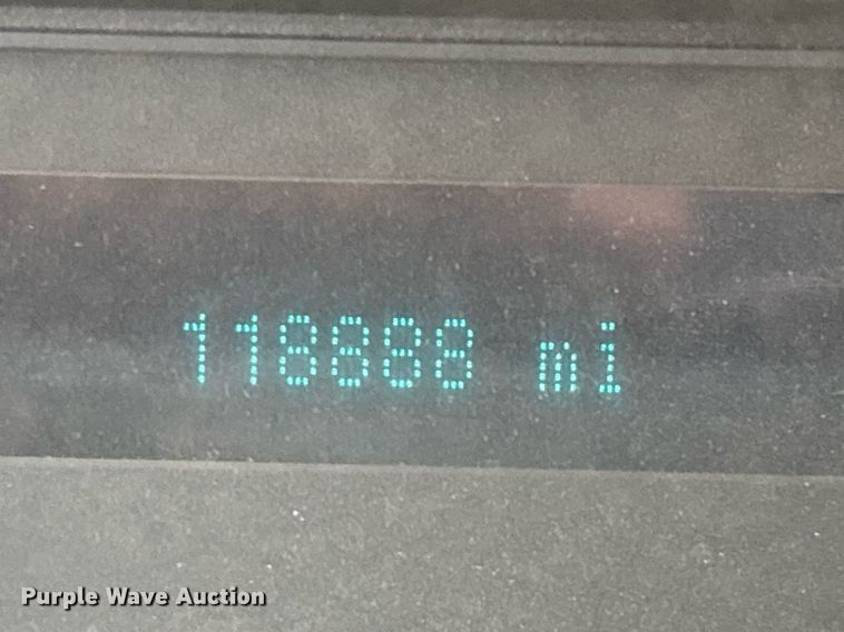 image for item FB9438 2014 Ford F550 Super Duty Crew Cab flatbed truck