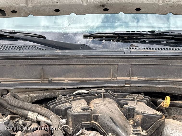 image for item FB9438 2014 Ford F550 Super Duty Crew Cab flatbed truck