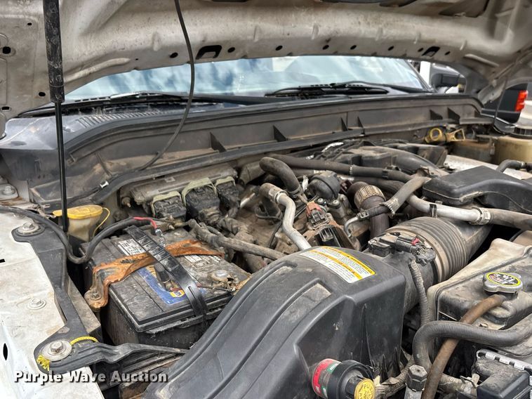 image for item FB9438 2014 Ford F550 Super Duty Crew Cab flatbed truck