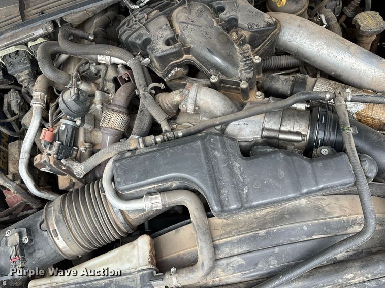 image for item FB9438 2014 Ford F550 Super Duty Crew Cab flatbed truck