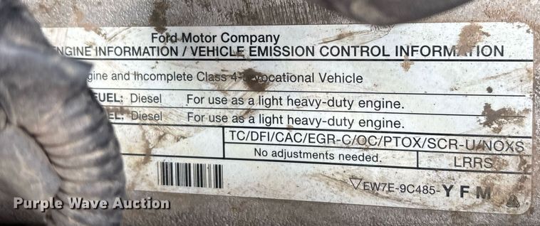 image for item FB9438 2014 Ford F550 Super Duty Crew Cab flatbed truck