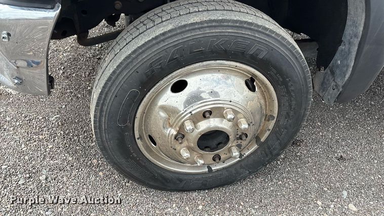 image for item FB9438 2014 Ford F550 Super Duty Crew Cab flatbed truck