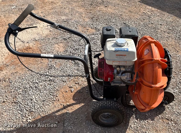 image for item JR9432 Billy Goat F1302H blower