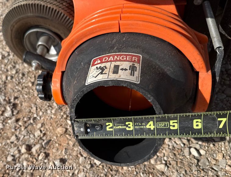 image for item JR9432 Billy Goat F1302H blower