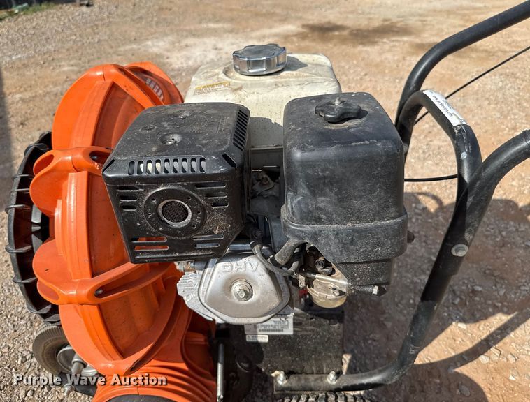 image for item JR9432 Billy Goat F1302H blower