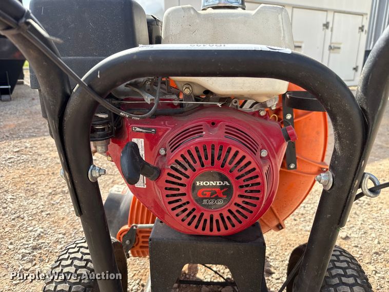 image for item JR9432 Billy Goat F1302H blower