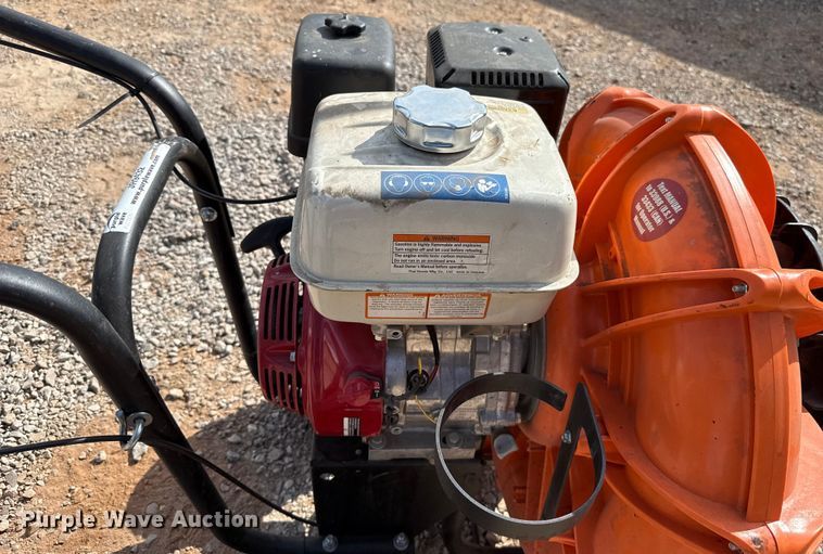 image for item JR9432 Billy Goat F1302H blower