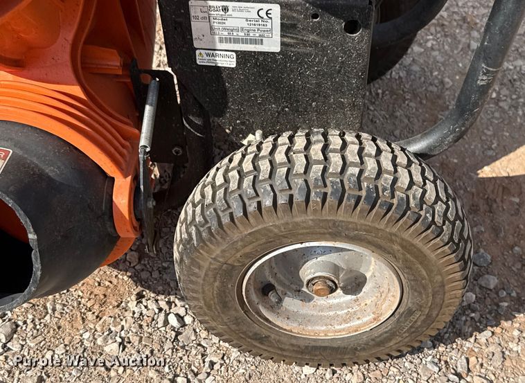 image for item JR9432 Billy Goat F1302H blower