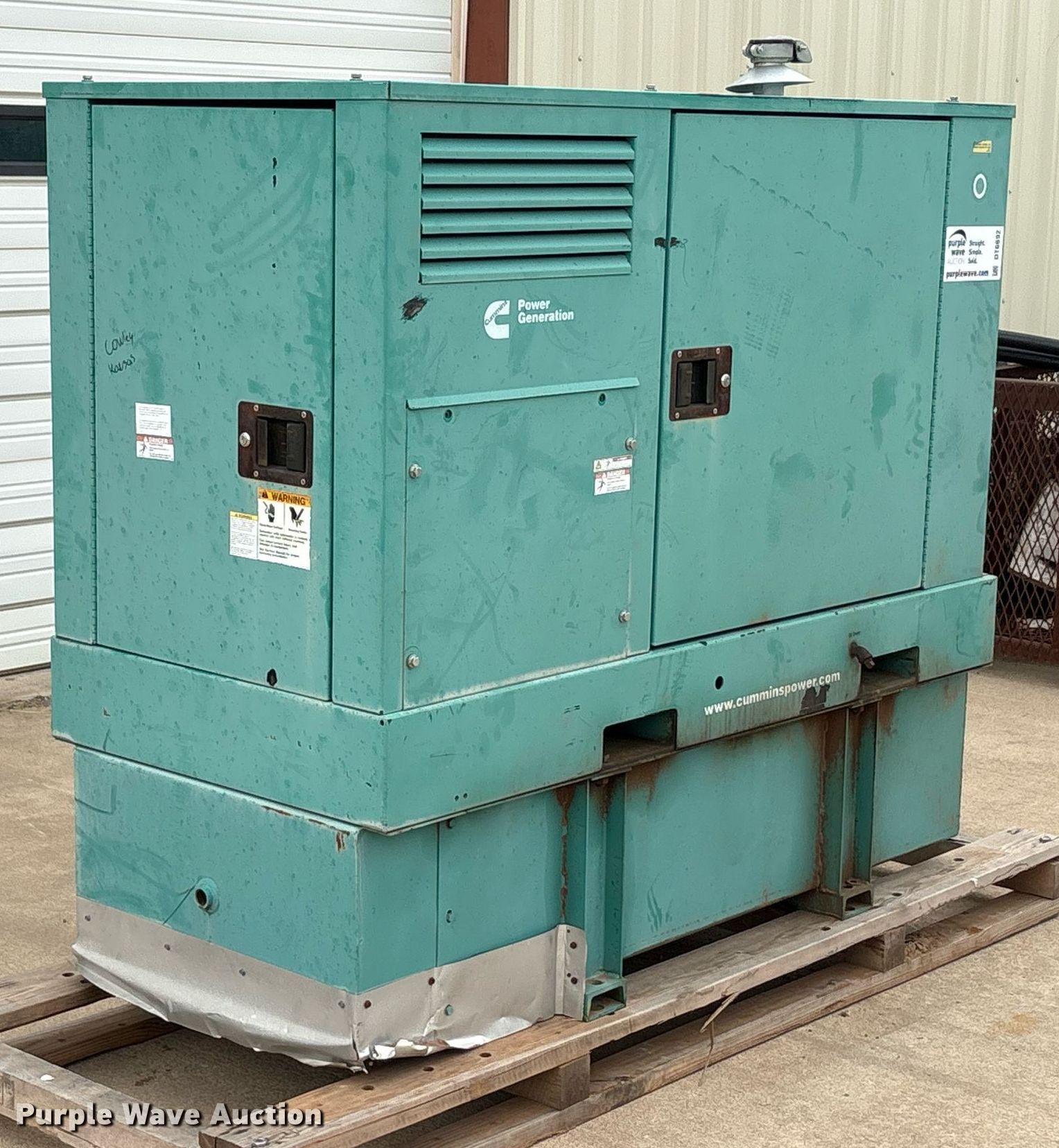 kae**② Cummins DKAE-5879836 generator in Kingfisher, OK | Item
