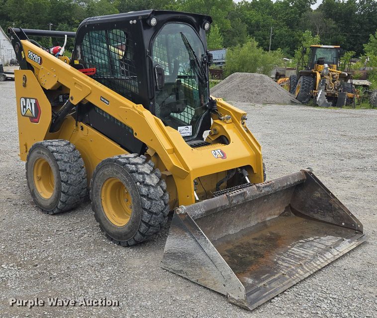 MINI CARGADOR SOBRE RUEDAS 2020 CATERPILLAR 262D3