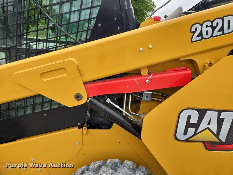 image for item DF8613 2020 Caterpillar 262D3 skid steer loader