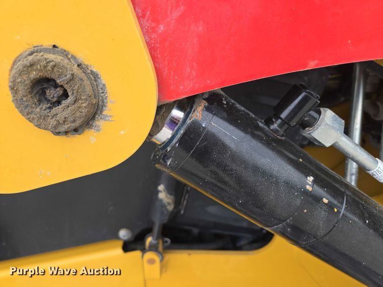 image for item DF8613 2020 Caterpillar 262D3 skid steer loader