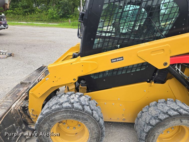image for item DF8613 2020 Caterpillar 262D3 skid steer loader