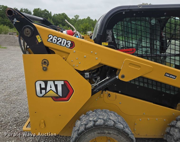 image for item DF8613 2020 Caterpillar 262D3 skid steer loader