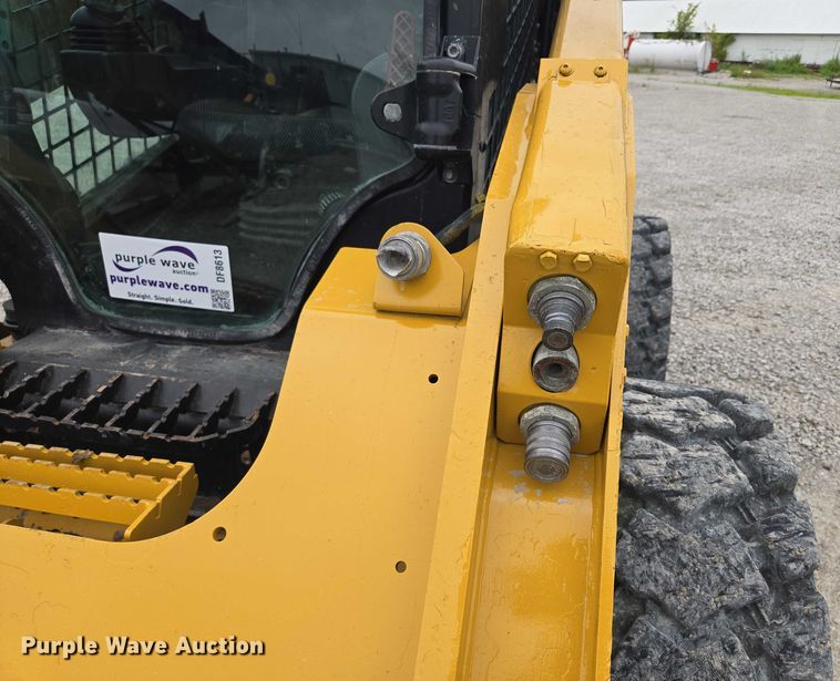 image for item DF8613 2020 Caterpillar 262D3 skid steer loader