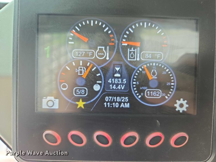 image for item DF8613 2020 Caterpillar 262D3 skid steer loader