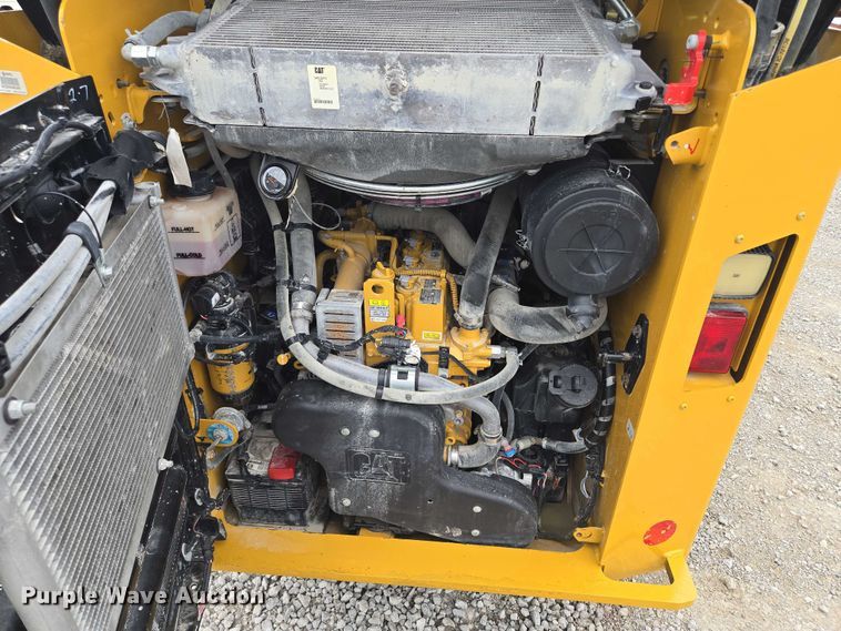 image for item DF8613 2020 Caterpillar 262D3 skid steer loader