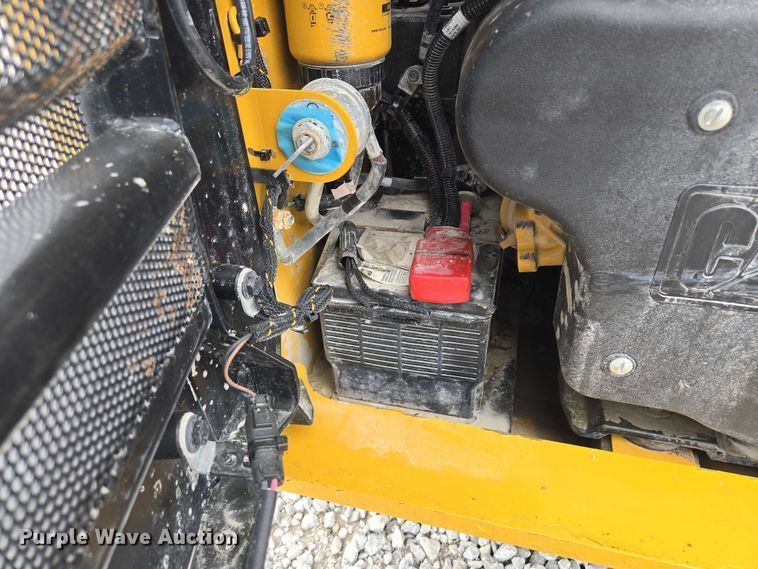 image for item DF8613 2020 Caterpillar 262D3 skid steer loader