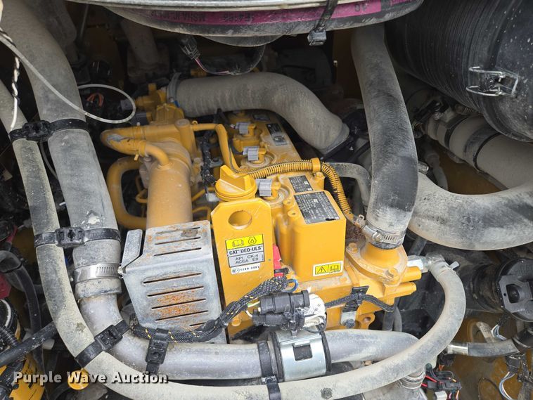 image for item DF8613 2020 Caterpillar 262D3 skid steer loader