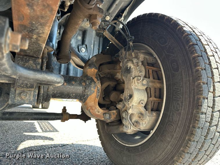 image for item DF8622 2022 Chevrolet 5500 flatbed truck