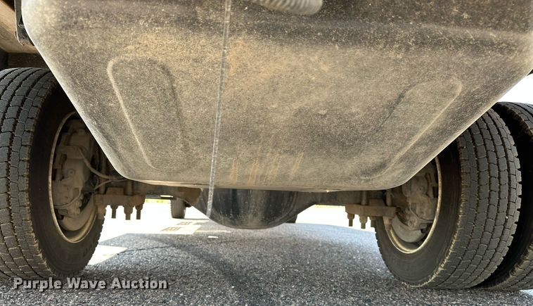 image for item DF8622 2022 Chevrolet 5500 flatbed truck