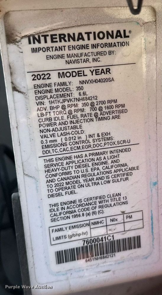 image for item DF8622 2022 Chevrolet 5500 flatbed truck