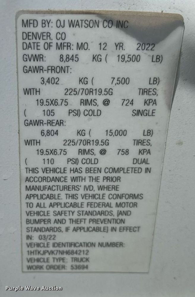 image for item DF8622 2022 Chevrolet 5500 flatbed truck