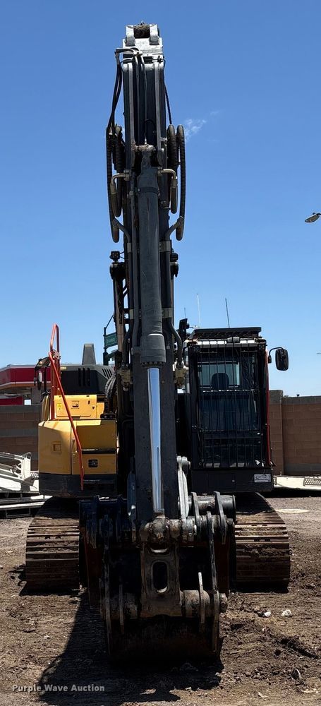 image for item DH8654 2016 Volvo ECR235EL excavator