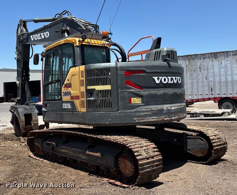 image for item DH8654 2016 Volvo ECR235EL excavator