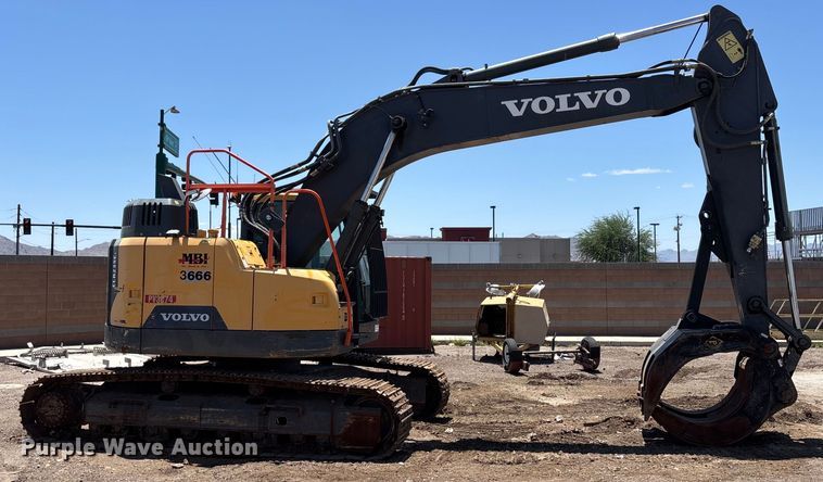 image for item DH8654 2016 Volvo ECR235EL excavator