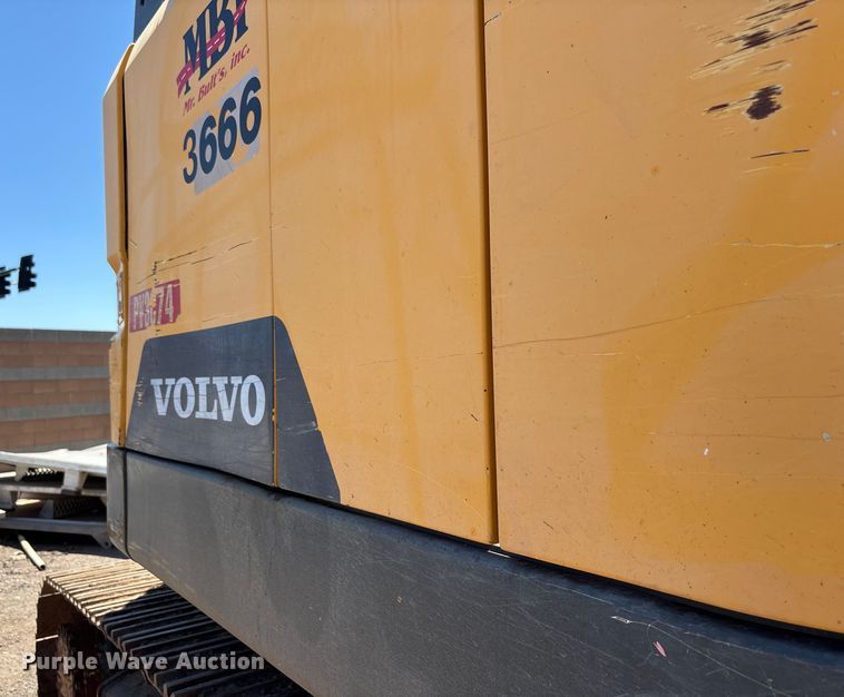 image for item DH8654 2016 Volvo ECR235EL excavator