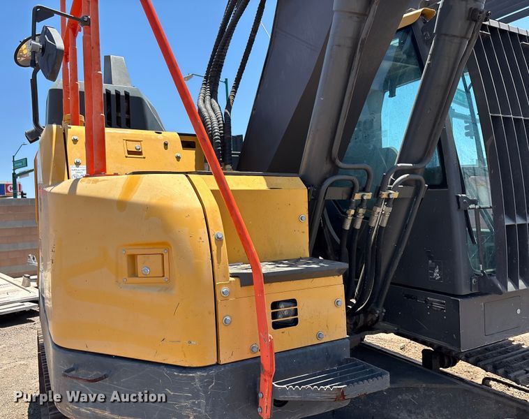 image for item DH8654 2016 Volvo ECR235EL excavator