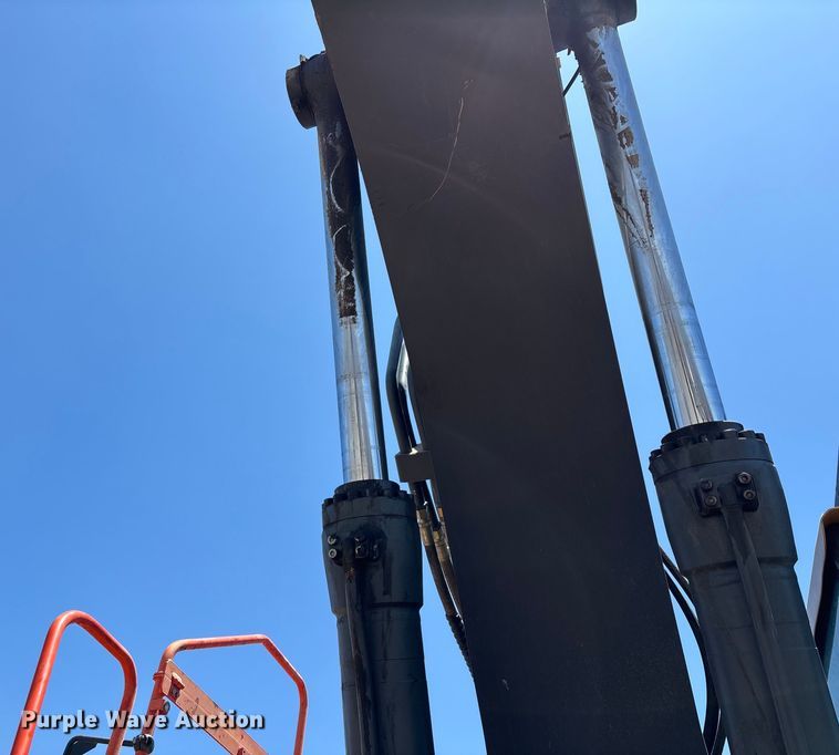 image for item DH8654 2016 Volvo ECR235EL excavator