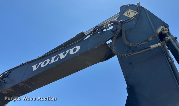 image for item DH8654 2016 Volvo ECR235EL excavator