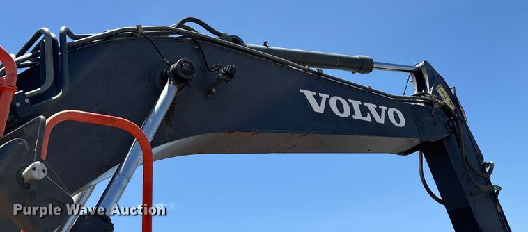 image for item DH8654 2016 Volvo ECR235EL excavator