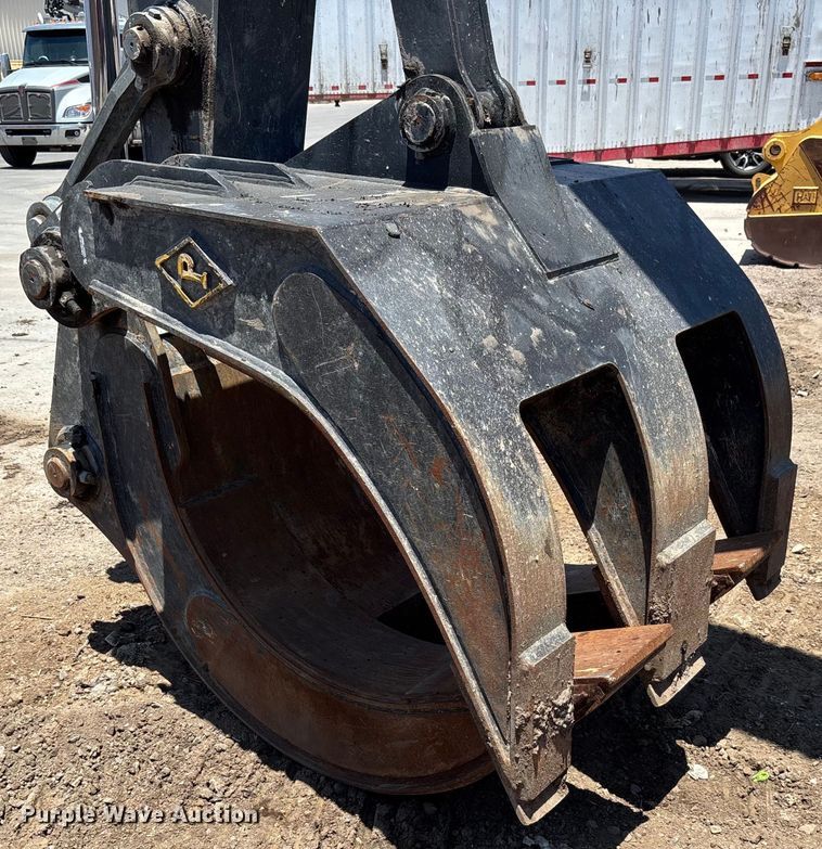 image for item DH8654 2016 Volvo ECR235EL excavator