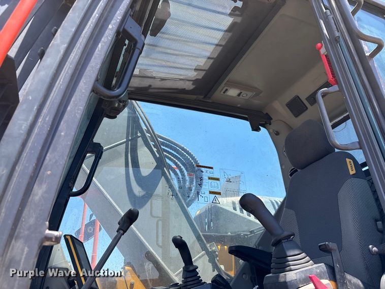 image for item DH8654 2016 Volvo ECR235EL excavator