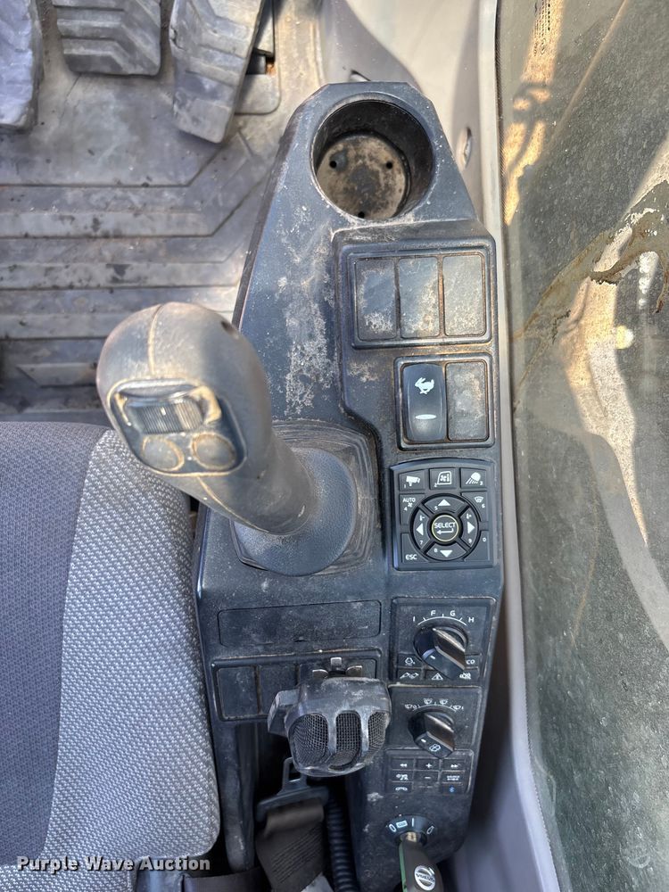 image for item DH8654 2016 Volvo ECR235EL excavator