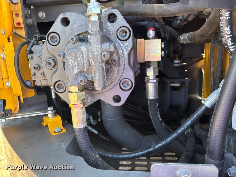 image for item DH8654 2016 Volvo ECR235EL excavator